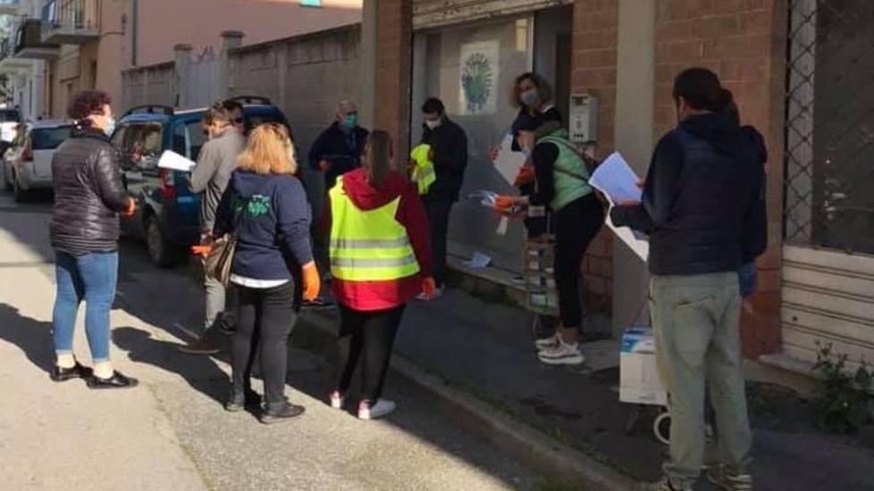 “Arte per bene”, l’asta con le opere donate da sedici artisti locali