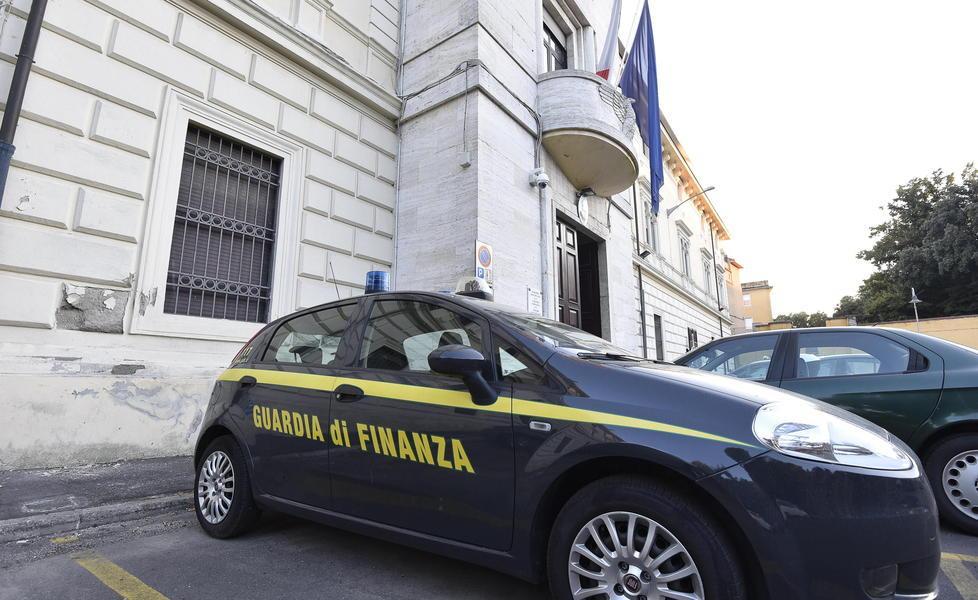 Coca per i professionisti: giro d’affari di 60mila euro 