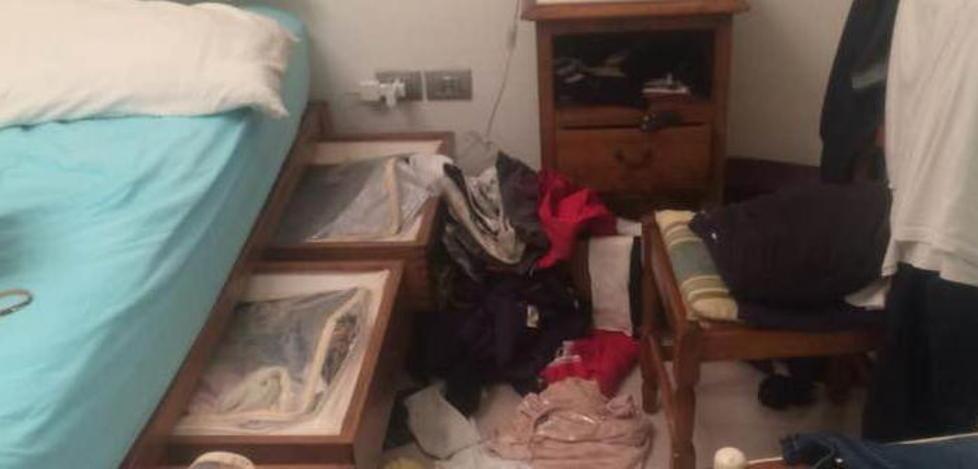 Rubano in casa mentre genitori e figli sono a letto 