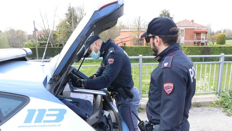 In un anno meno furti e rapine, reati in calo Ma ora a tenere in allarme è il web 