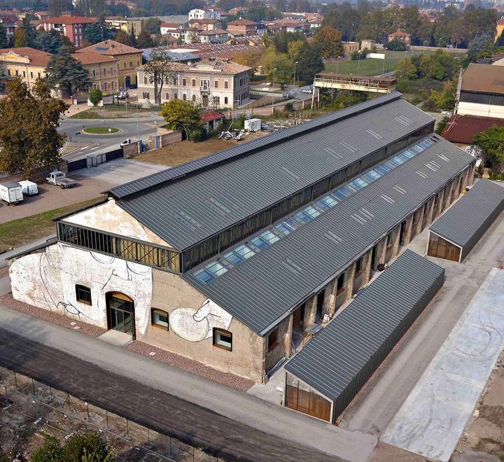 Piove nel Tecnopolo servono lavori urgenti per coprire il tetto 