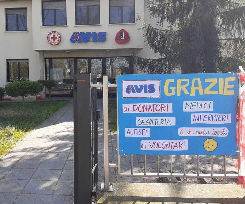 Dono dell’Avis all’ospedale