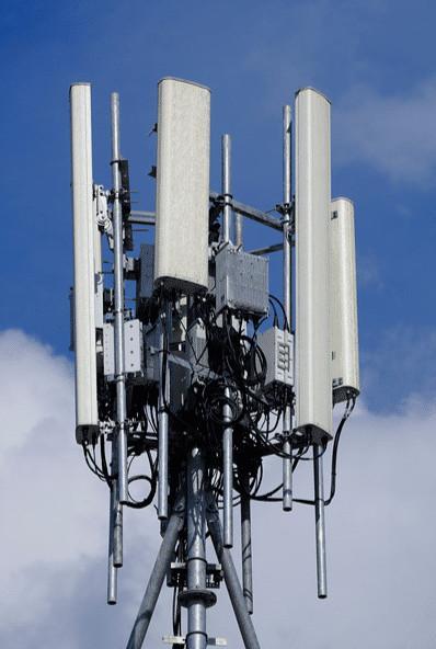 Porto Torres, il sindaco vieta la sperimentazione del 5G 