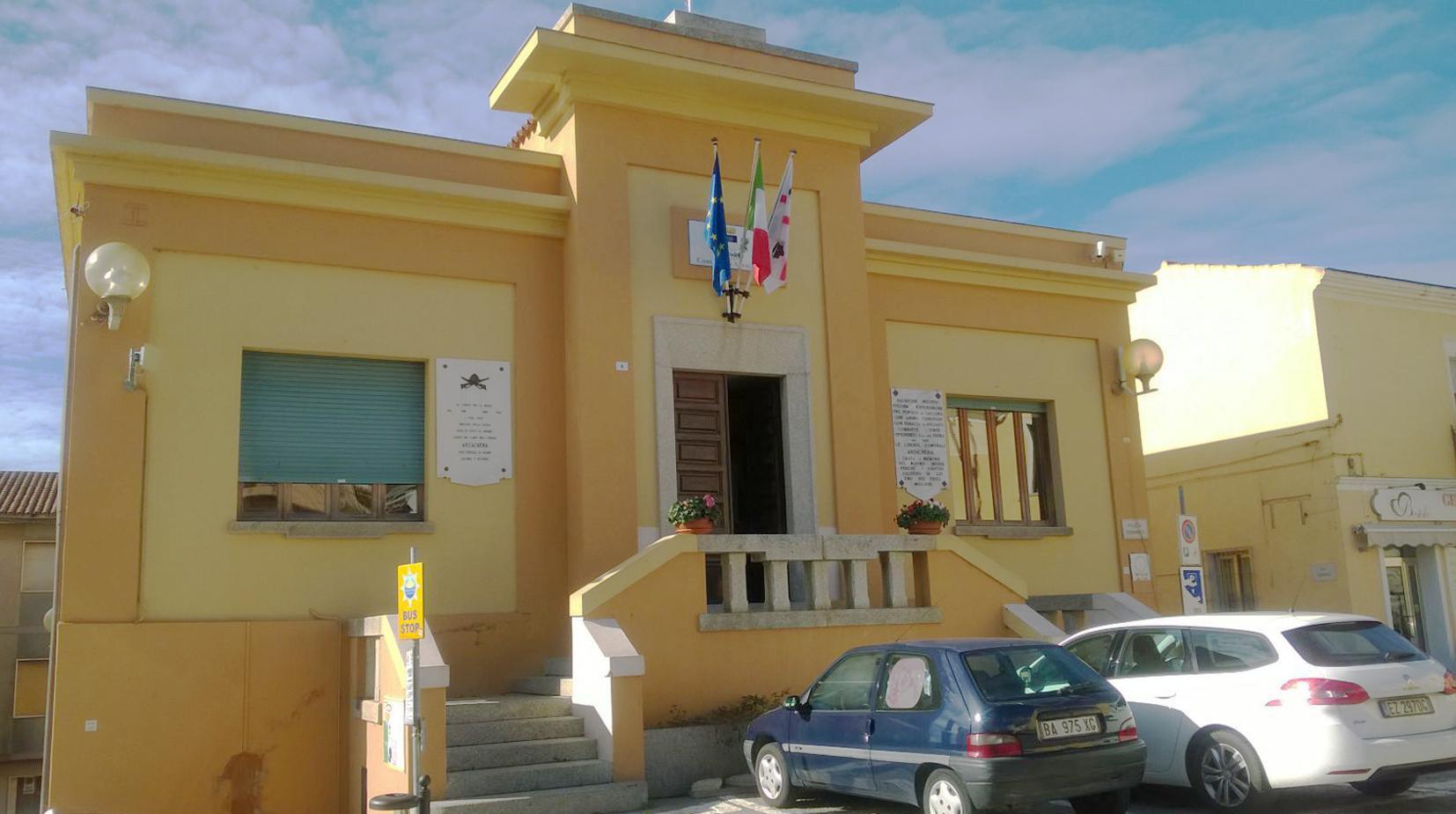 Il municipio di Arzachena