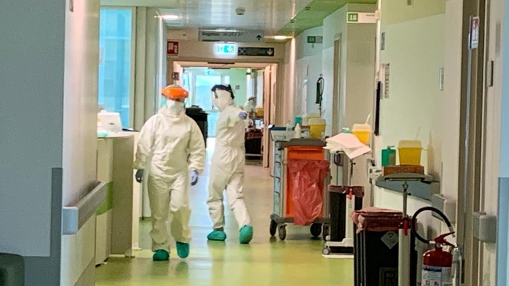 Una corsia del reparto di malattie infettive dell'ospedale Misericordia di Grosseto