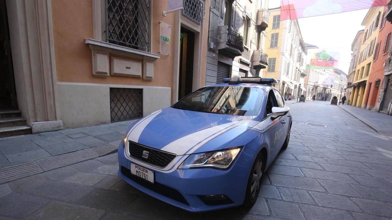 Coronavirus, controlli della polizia a Reggio Emilia: multati due podisti e denunciato uno spacciatore