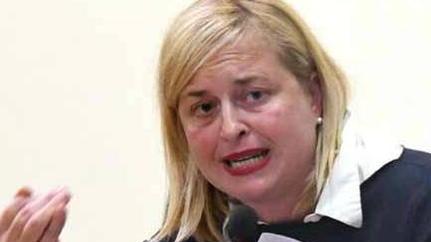 Le minoranze: «Consiglio straordinario»