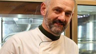 Una gustosa colomba alle amarene