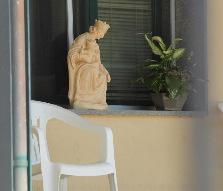 Anziani trasferiti da Comeana ma gli infermieri non arrivano 