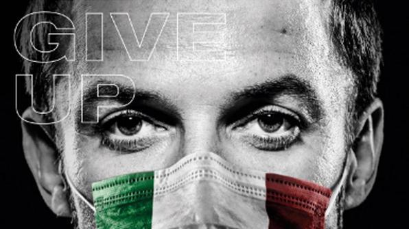 Lapo Elkann: «Una maschera tricolore per poter aiutare chi è in difficoltà»