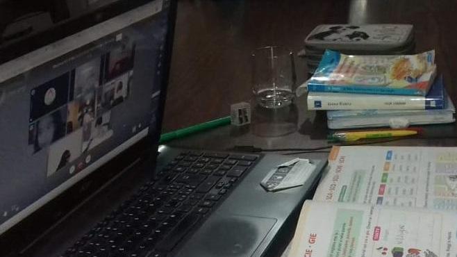 Gavoi, a scuola su internet tra piattaforme e social