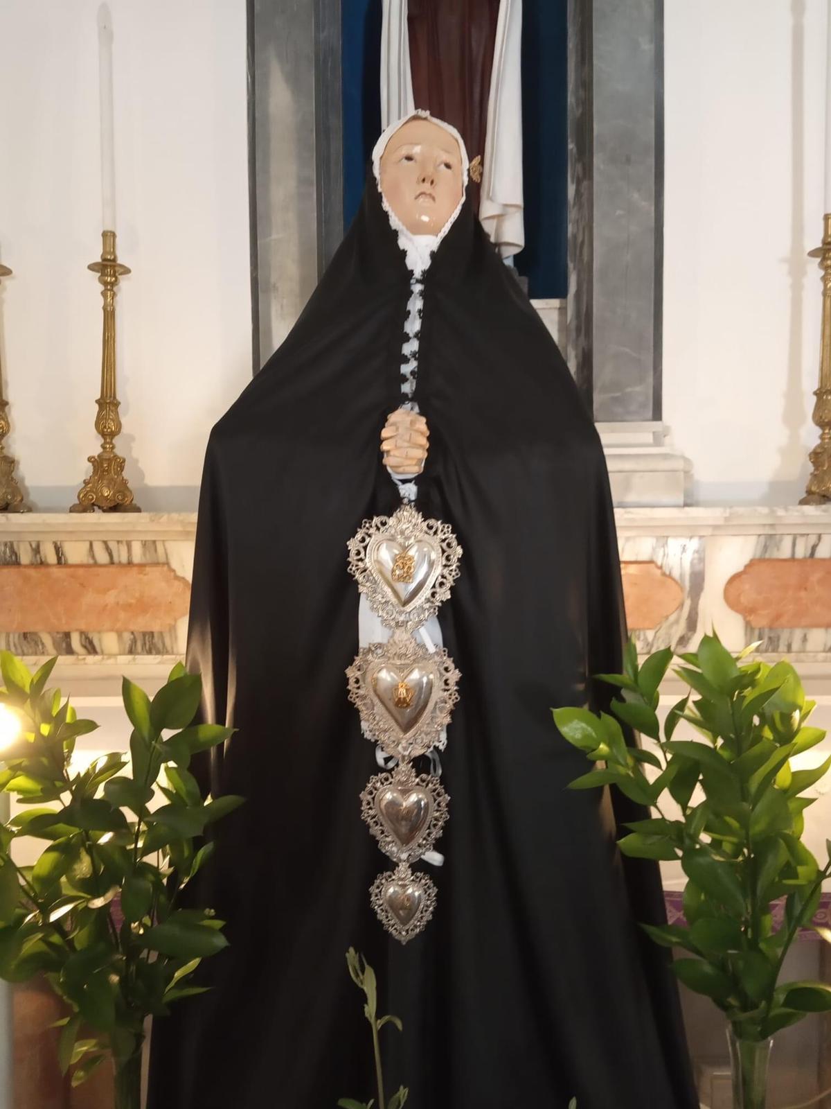 Porto Torres, rubati i cuori d'argento ex voto della Beata Vergine della Consolata