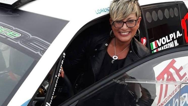 La città in lacrime per Marilena, morta a 48 anni per una malattia