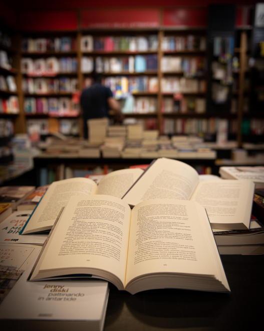 Le librerie della città ripartono (quasi) tutte ma a orario ridotto e con qualche dubbio