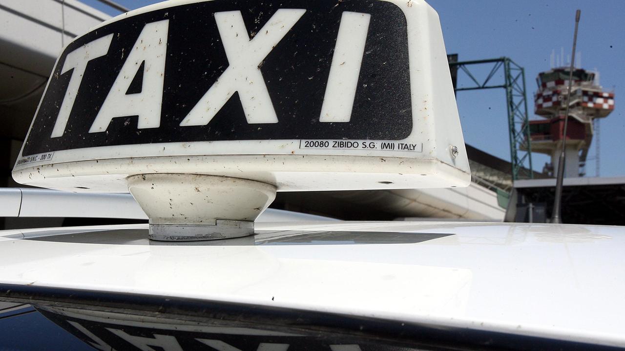 Due fratelli prendono il taxi a Firenze per spacciare cocaina a Prato