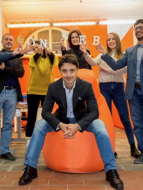 Basta una app e anche la bottega e il ristorante chiuso diventano delivery 