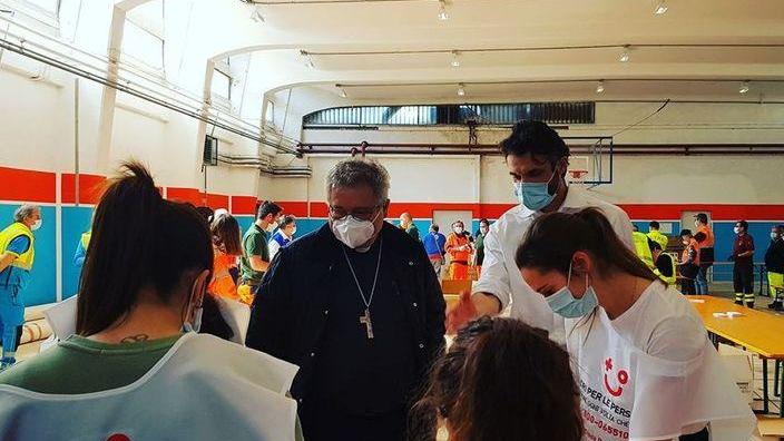 Da ieri obbligo di mascherina se non c’è la distanza giusta