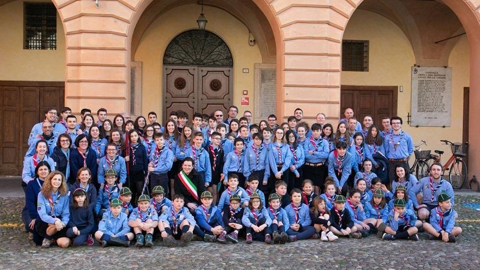 Anche gli scout in pista per consegnare a casa mascherine, cibo e libri