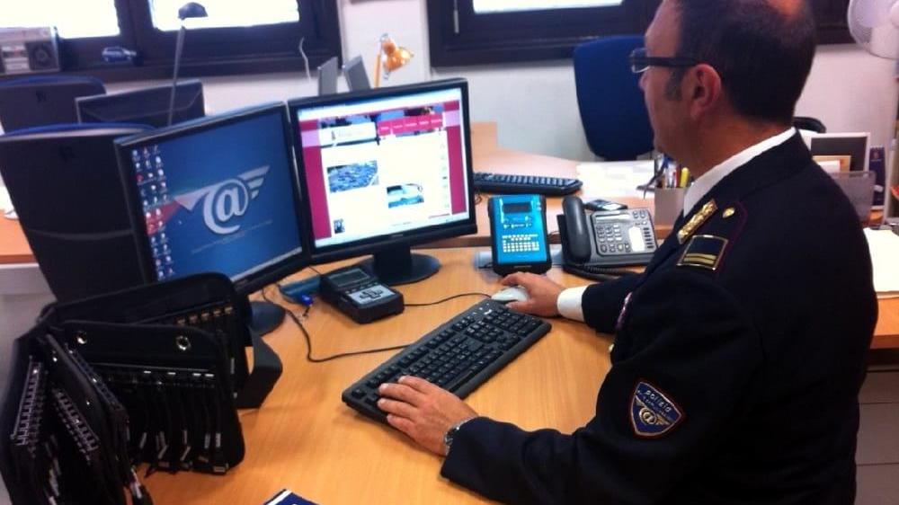 «Un disabile costretto a spogliarsi su Instagram»