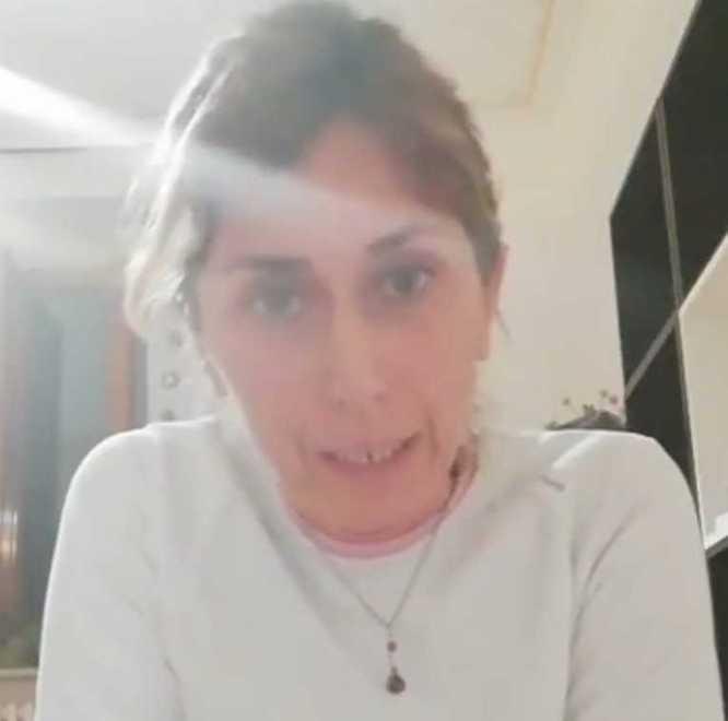 Rossella Cambi ha pubblicato una video-testimonianza sulla sua famiglia alle prese con il Covid-19