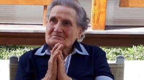 Le parlano della nipotina e nonna Maria riapre gli occhi