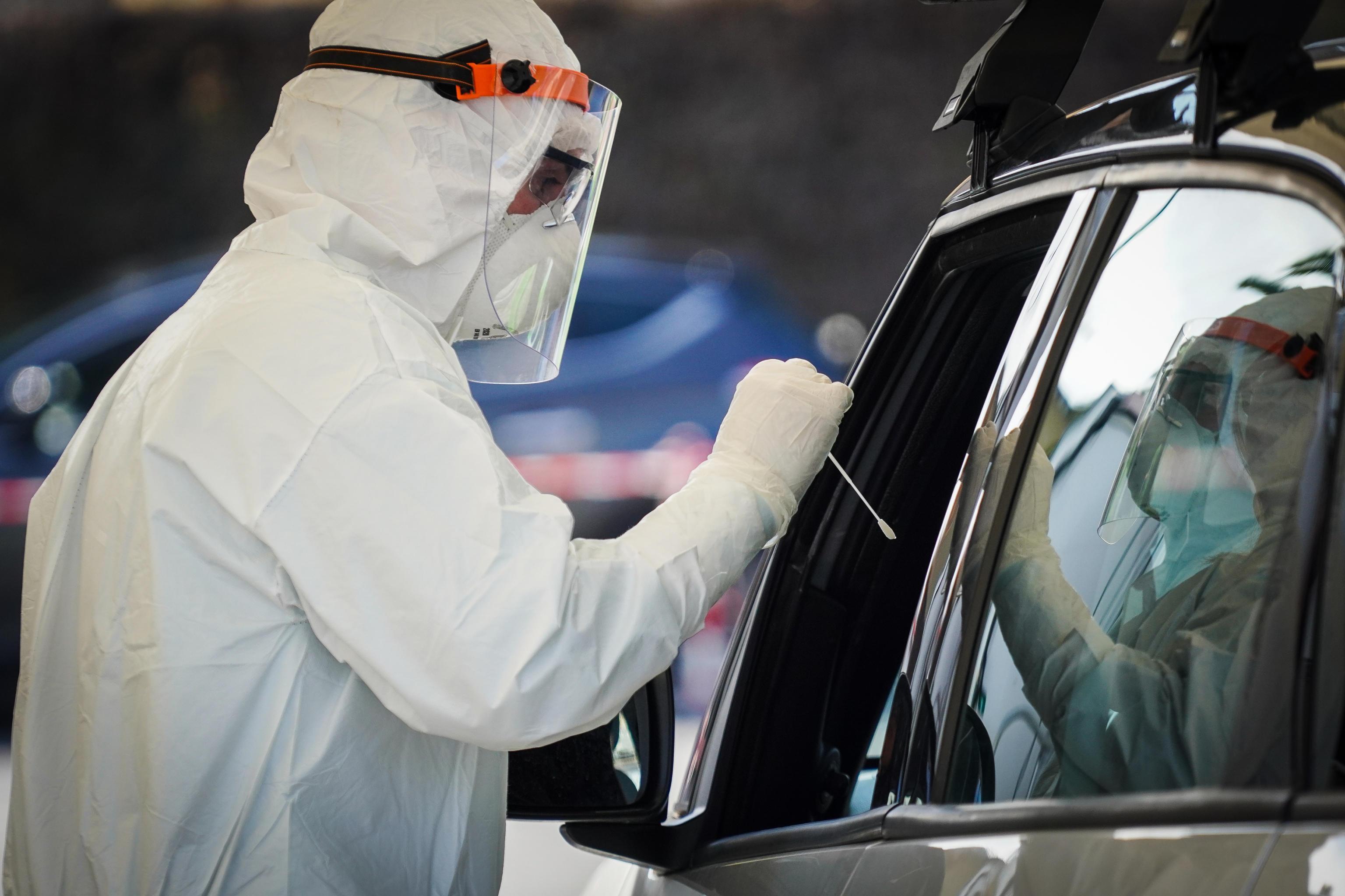 Coronavirus, la Sardegna laboratorio anti-Covid