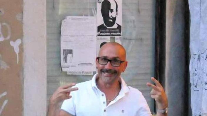 Su le prime saracinesche ma la biblioteca resta chiusa
