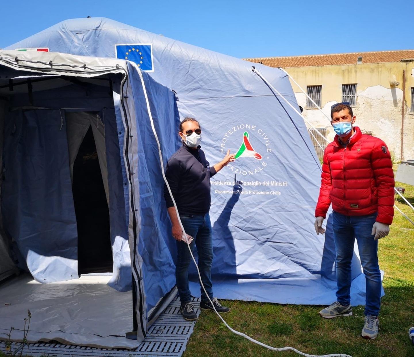I contagi restano stabili in arrivo altre mascherine 