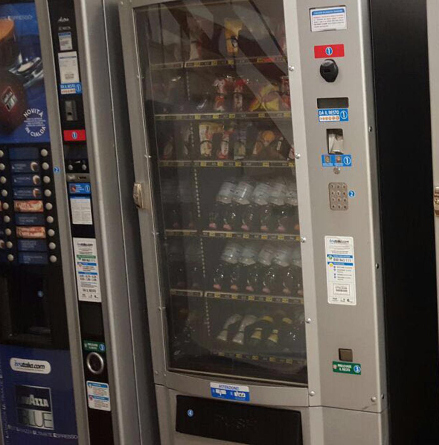 Il Tar riapre i distributori di bevande 