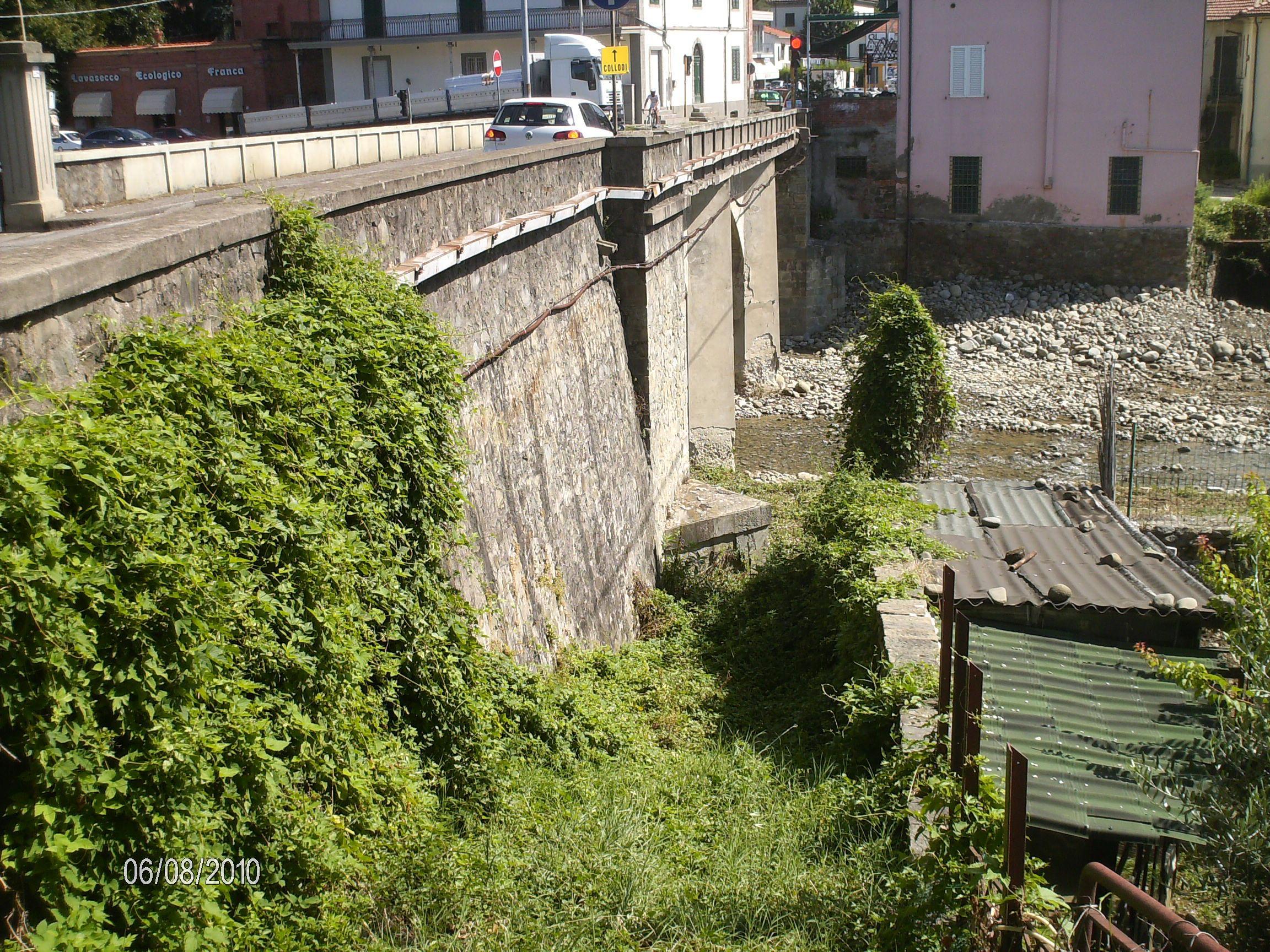 Il ponte sul Pescia