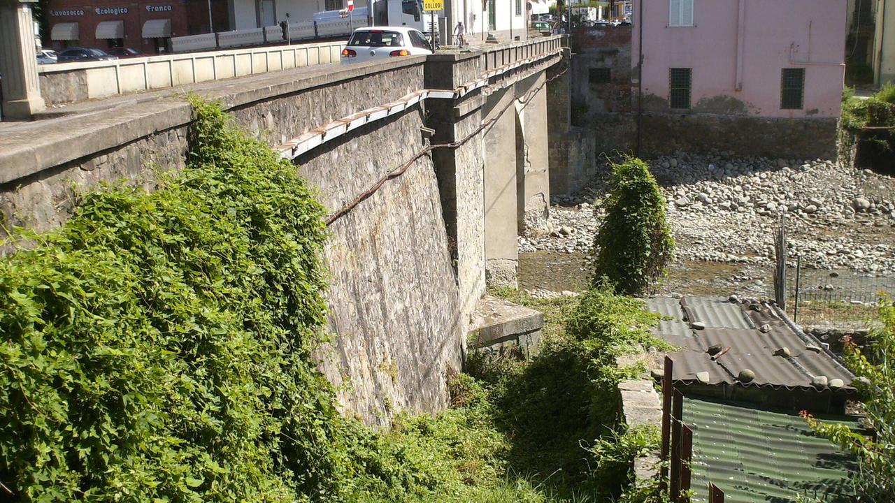 Il ponte sul Pescia