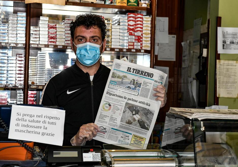 «Leggiamo i giornali per tenerci informati» 