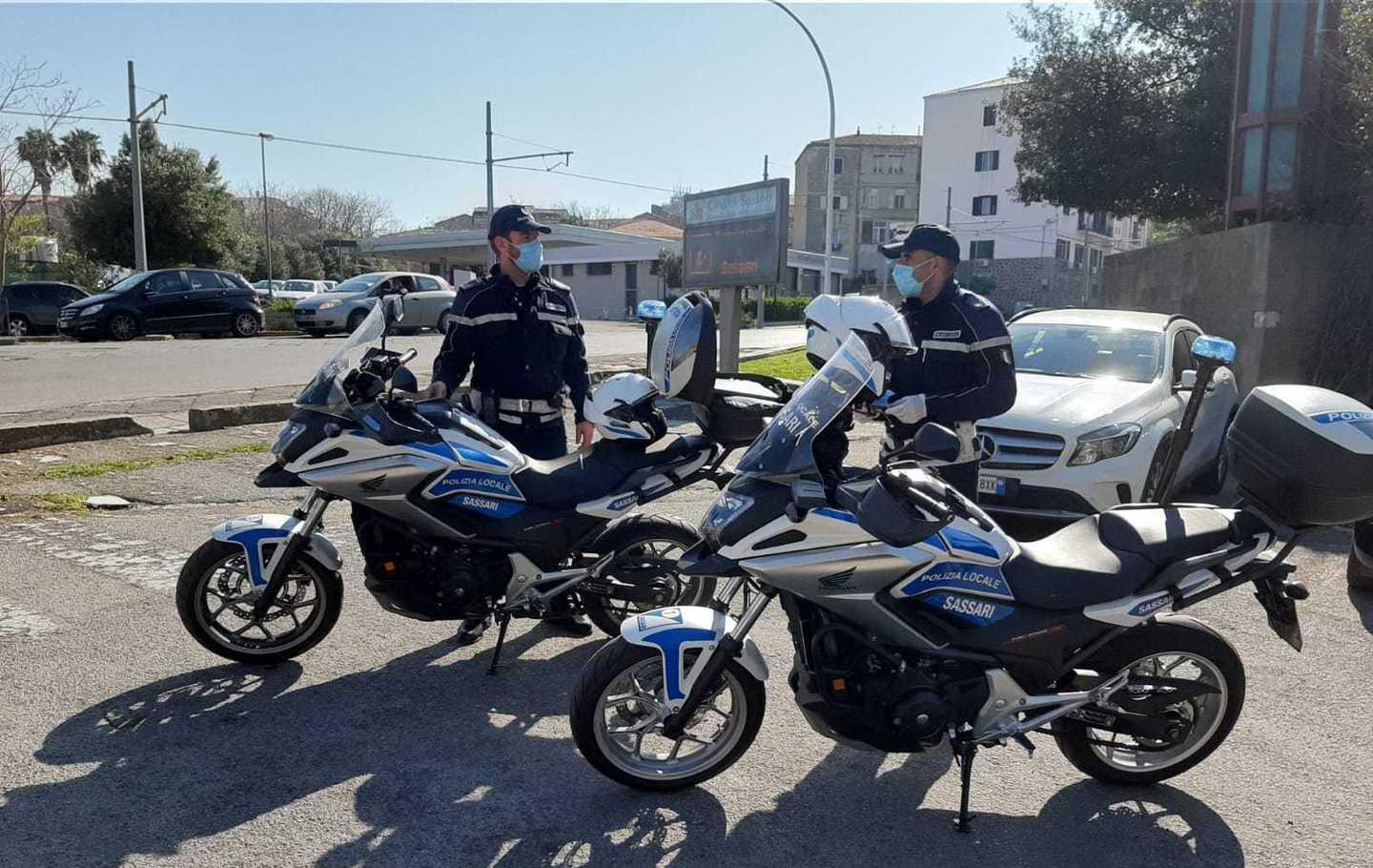 Aggredisce una donna, denunciato 