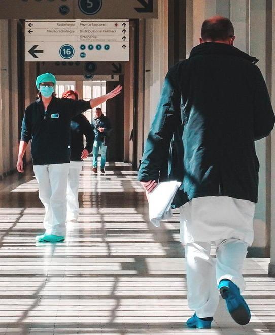 In 4 nelle camere destinate all’isolamento: ecco come il virus si diffonde in ospedale 