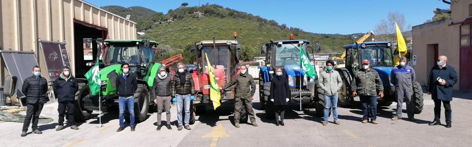 Gli imprenditori agricoli sanificano le strade di Castiglione 