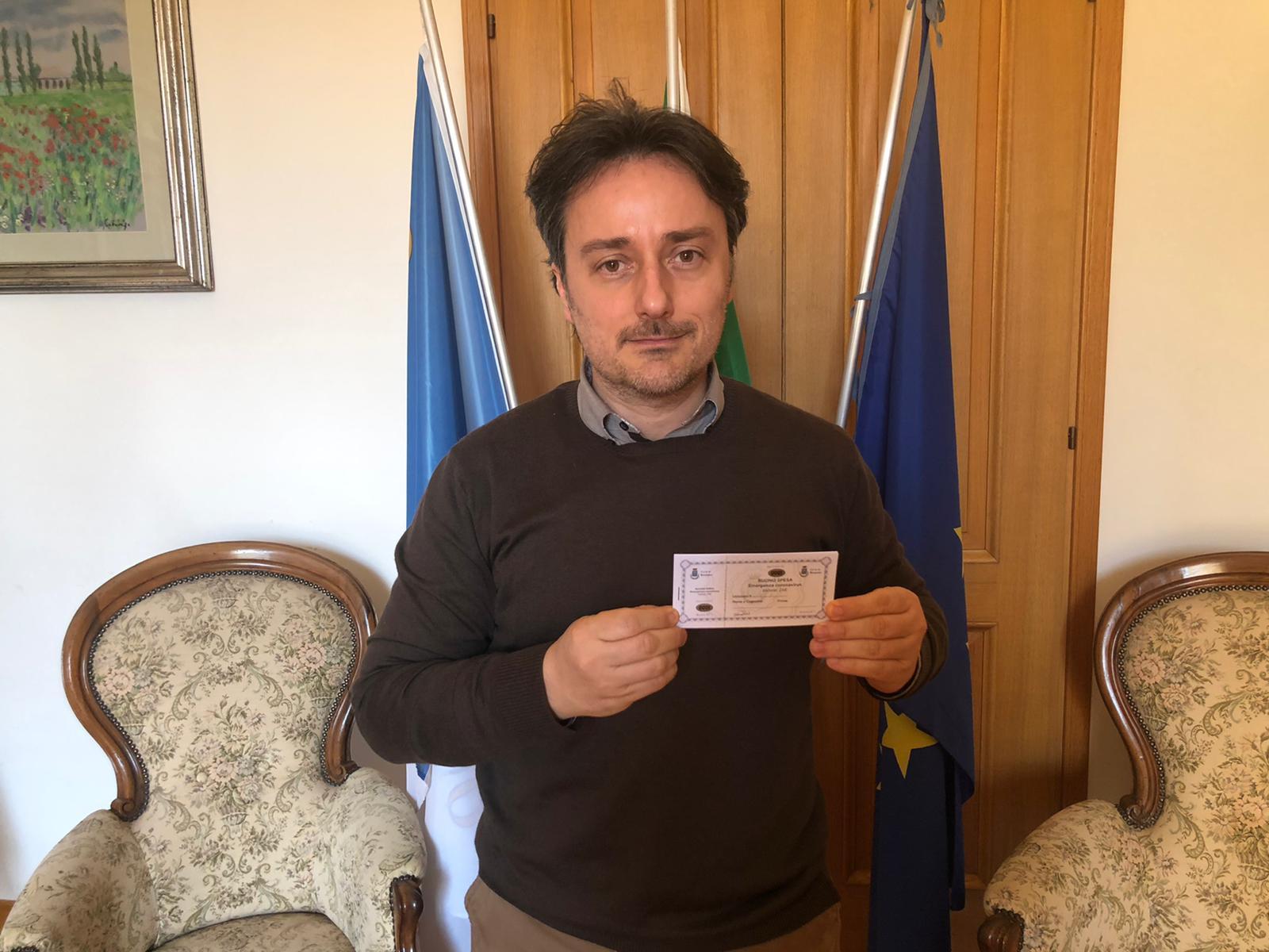 Il sindaco Simone Saletti