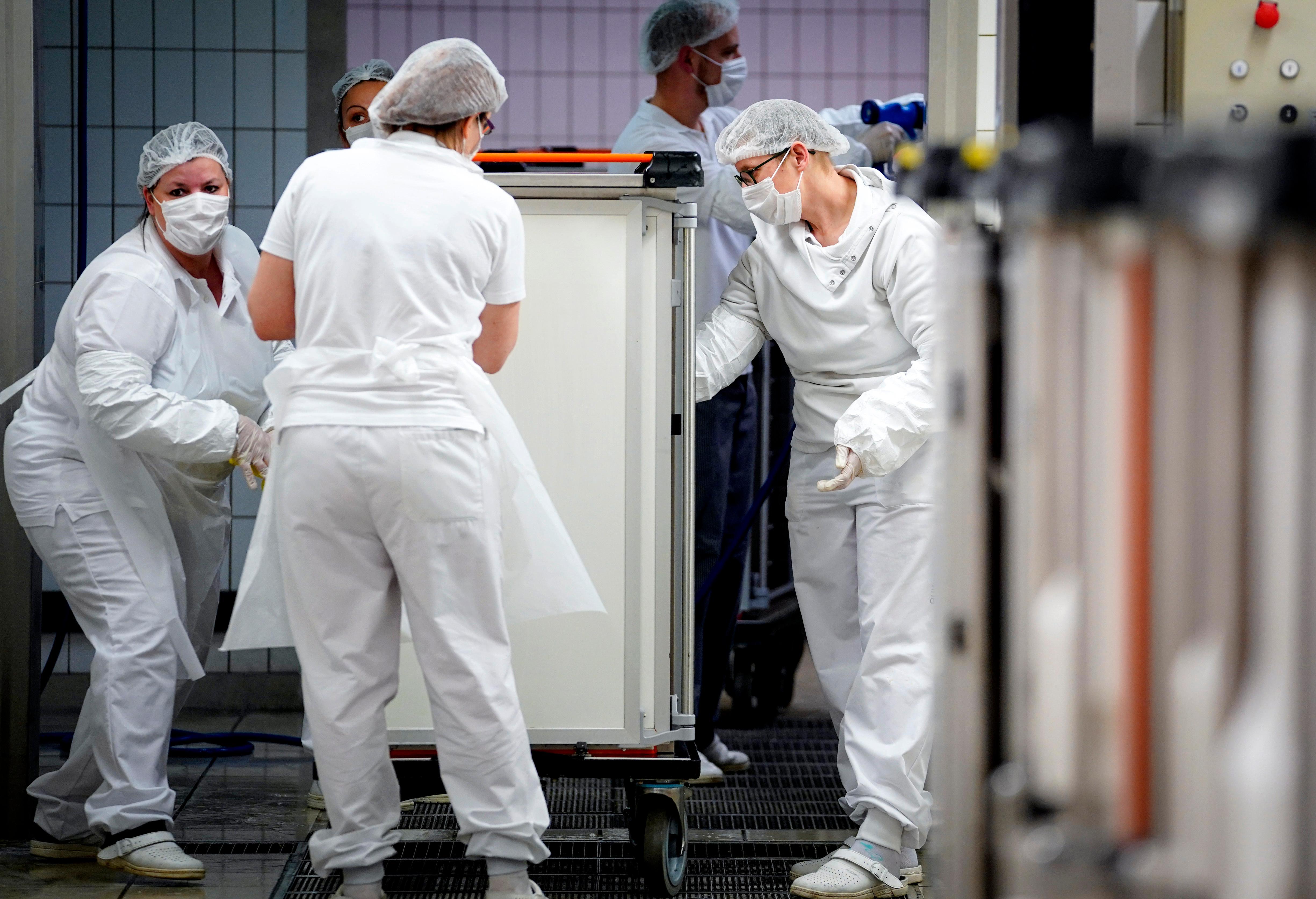 Coronavirus: 8.110 casi positivi, oggi 180 guarigioni e 17 decessi