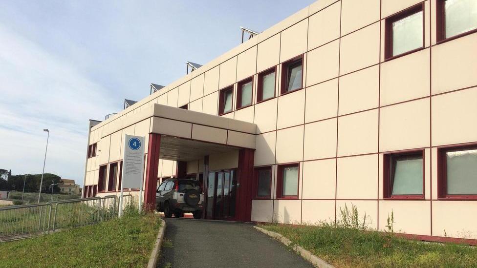 Coronavirus, a Cecina già fatti 150 tamponi in auto: servizio attivato all’ospedale