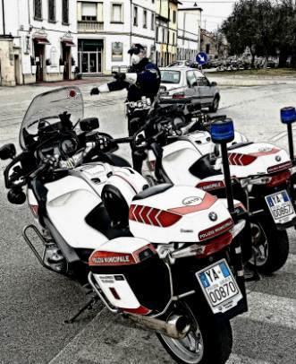 Maximulta a un 18enne fuggito all’alt dei vigili 