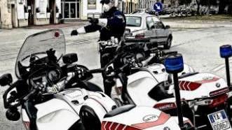 Maximulta a un 18enne fuggito all’alt dei vigili