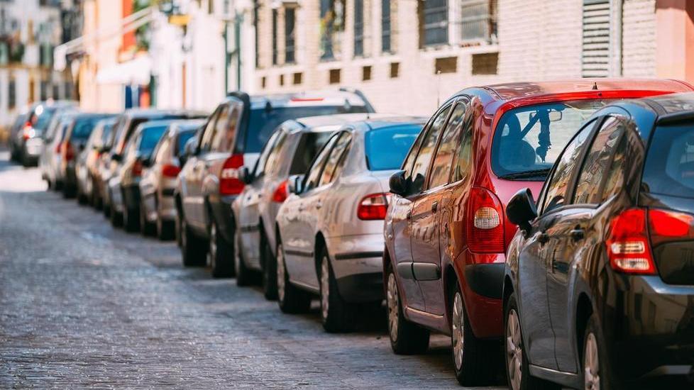 Usato e passaggi di proprietà forte contrazione a Reggio