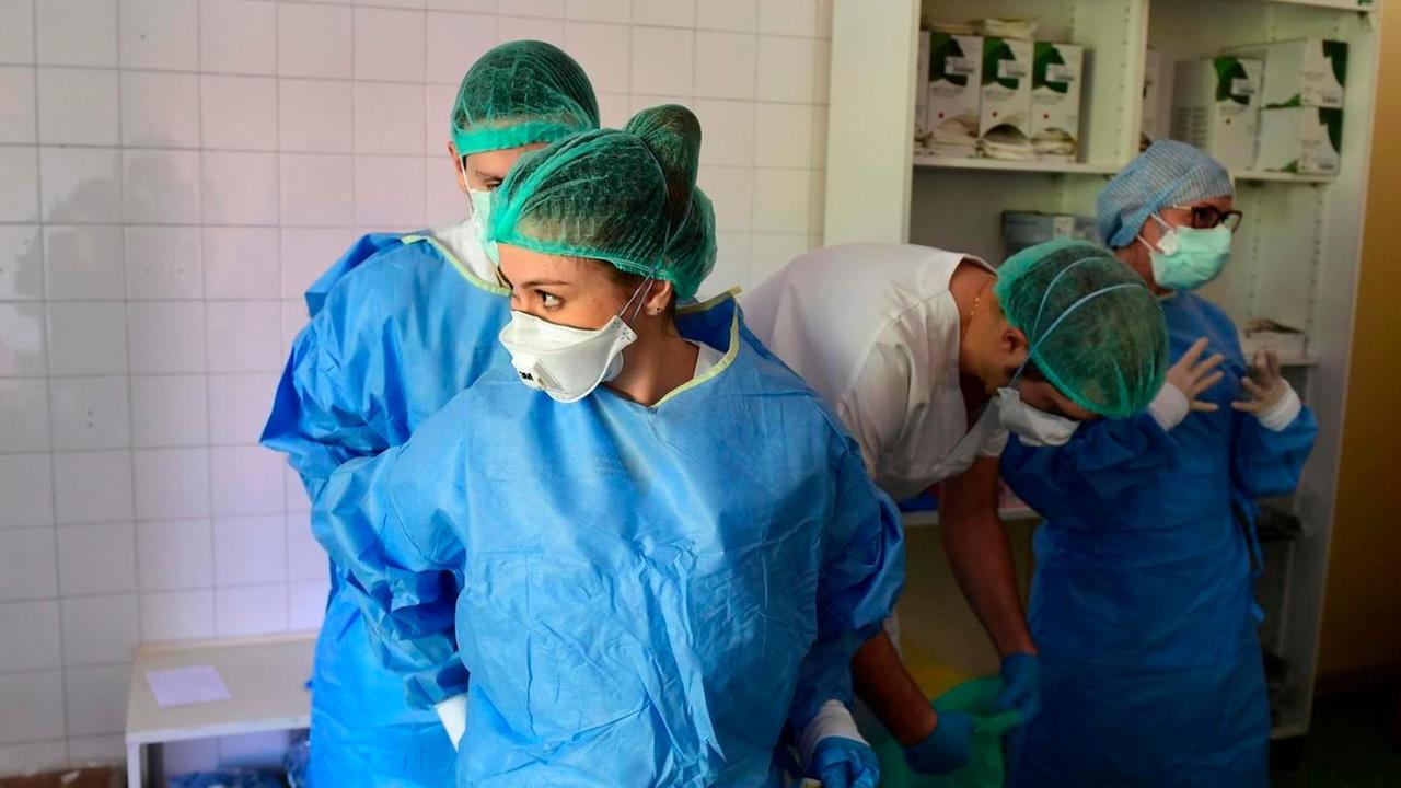 Il piano dei medici per gestire la “Fase 2”