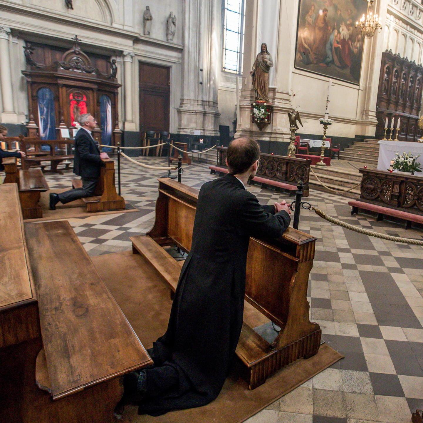 Messe, matrimoni e funerali, Cei al lavoro Trattativa per la “Fase 2” della religione