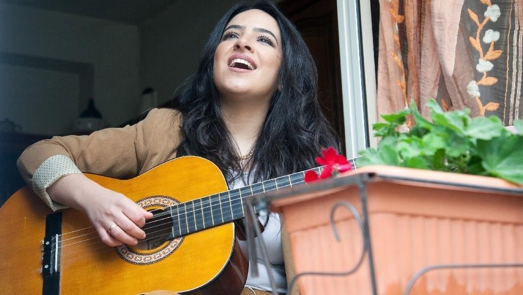 “Rosa galana”, da Triei un canto di speranza 