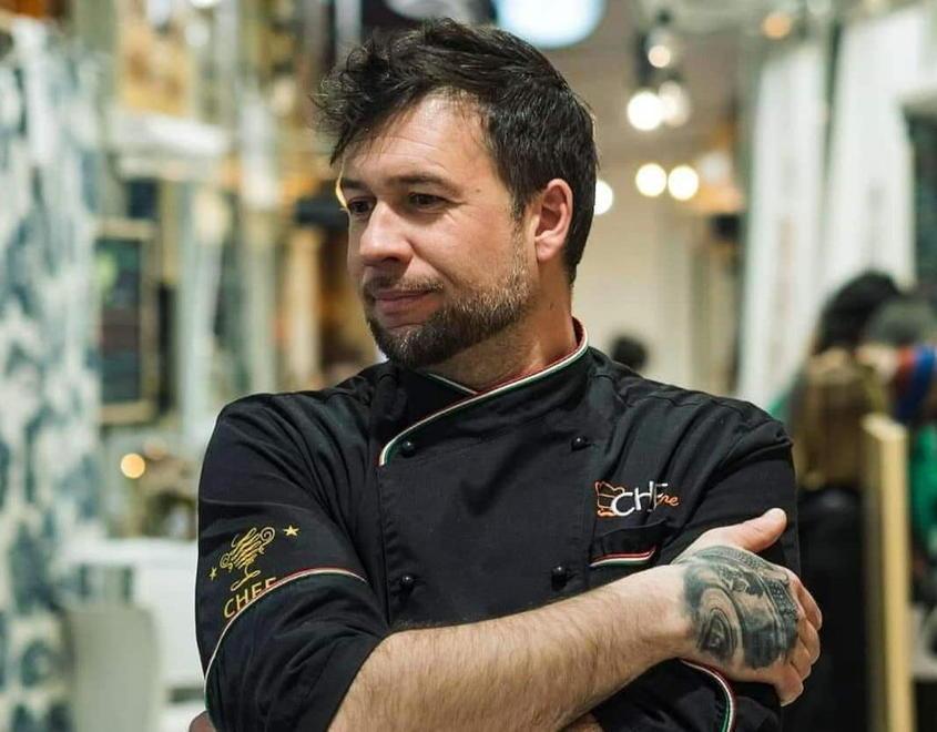 Pontremoli, parla lo chef Alessandro Cresta: «A Madrid clima surreale, io me ne torno in Italia» 
