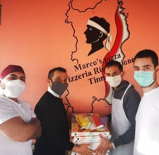 Coronavirus, in Planargia la mascherina protettiva arriva a casa con la pizza 