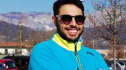 «Vedo gli anziani soffrire e non posso dare carezze. Quella distanza fa male»