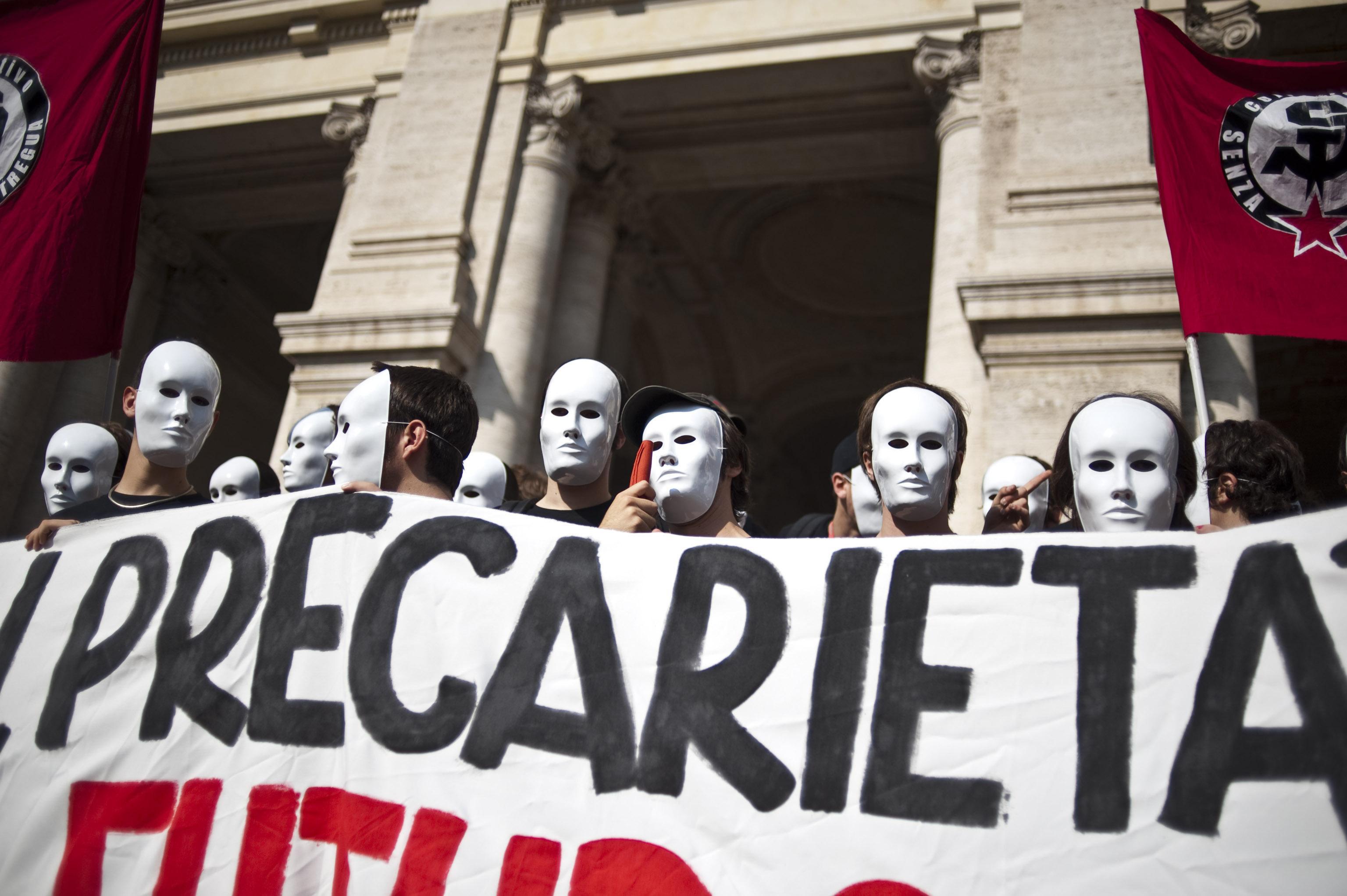Il virus rischia di bloccare le assunzioni dei prof 