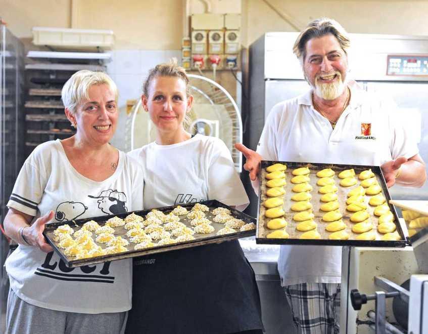 Martina, la pasticcera non molla e lancia le consegne a domicilio 