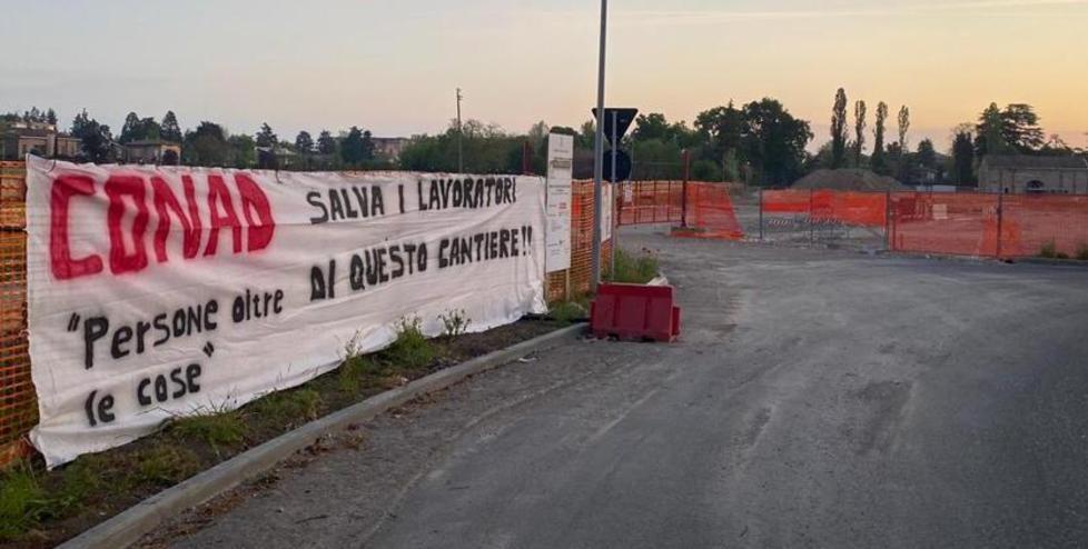 Sicrea, i fornitori: «Un disastro Conad salvi cantiere e lavoro» 